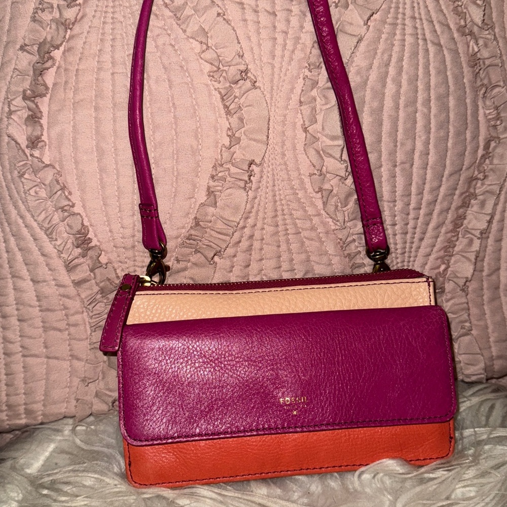 Fossil multi colored leather crossbody wallet purse